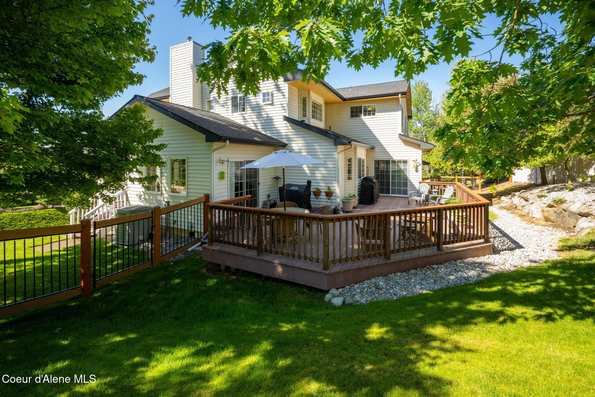 2304 E GRANDVIEW DR, Coeur d'Alene