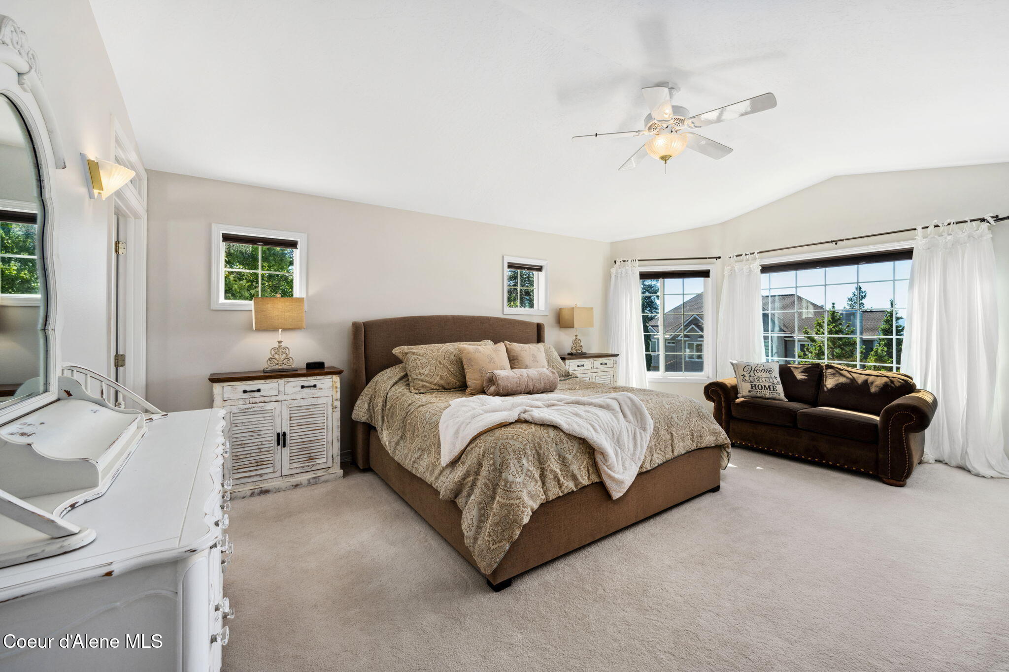 2304 E GRANDVIEW DR, Coeur d'Alene