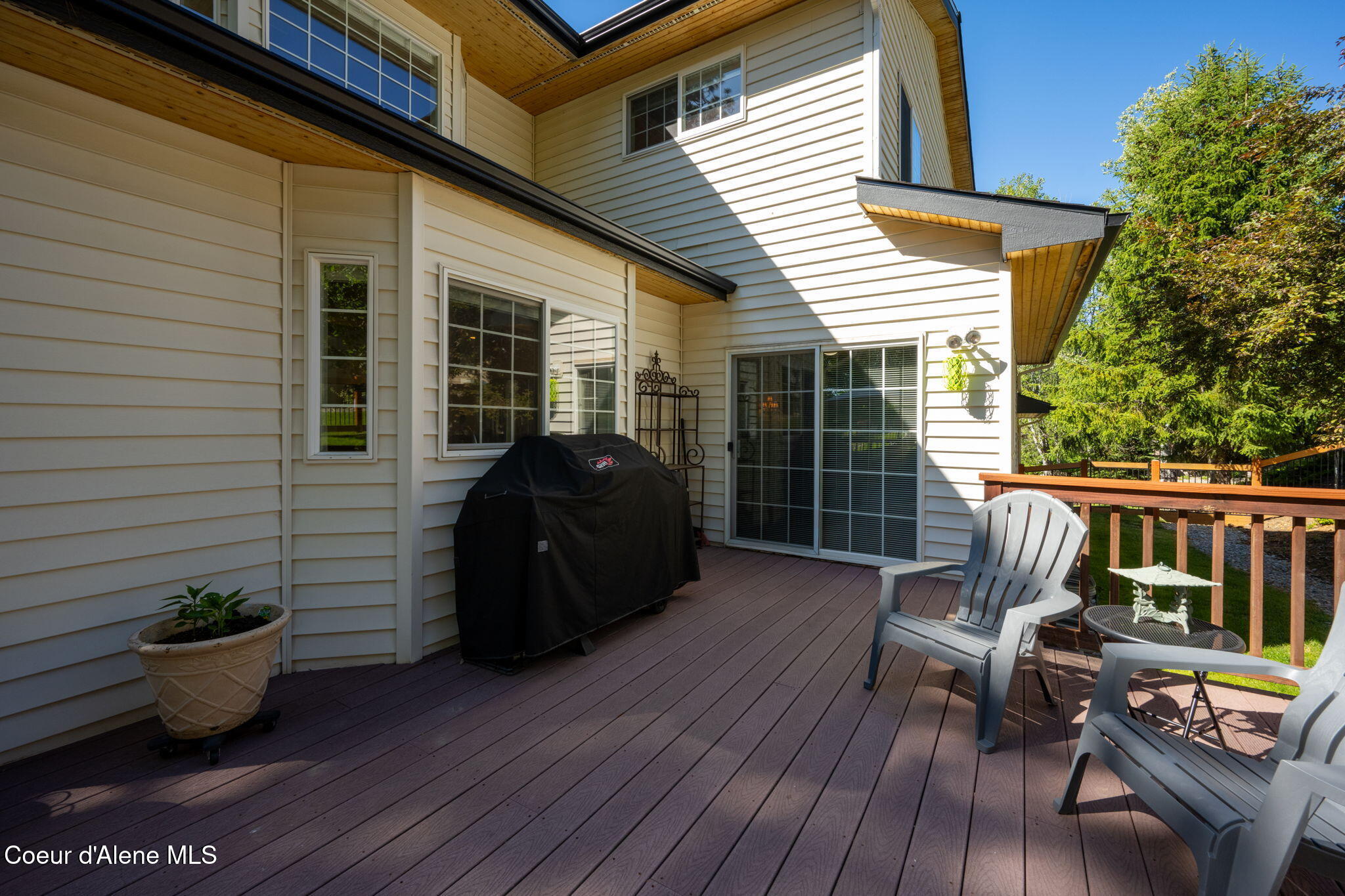 2304 E GRANDVIEW DR, Coeur d'Alene
