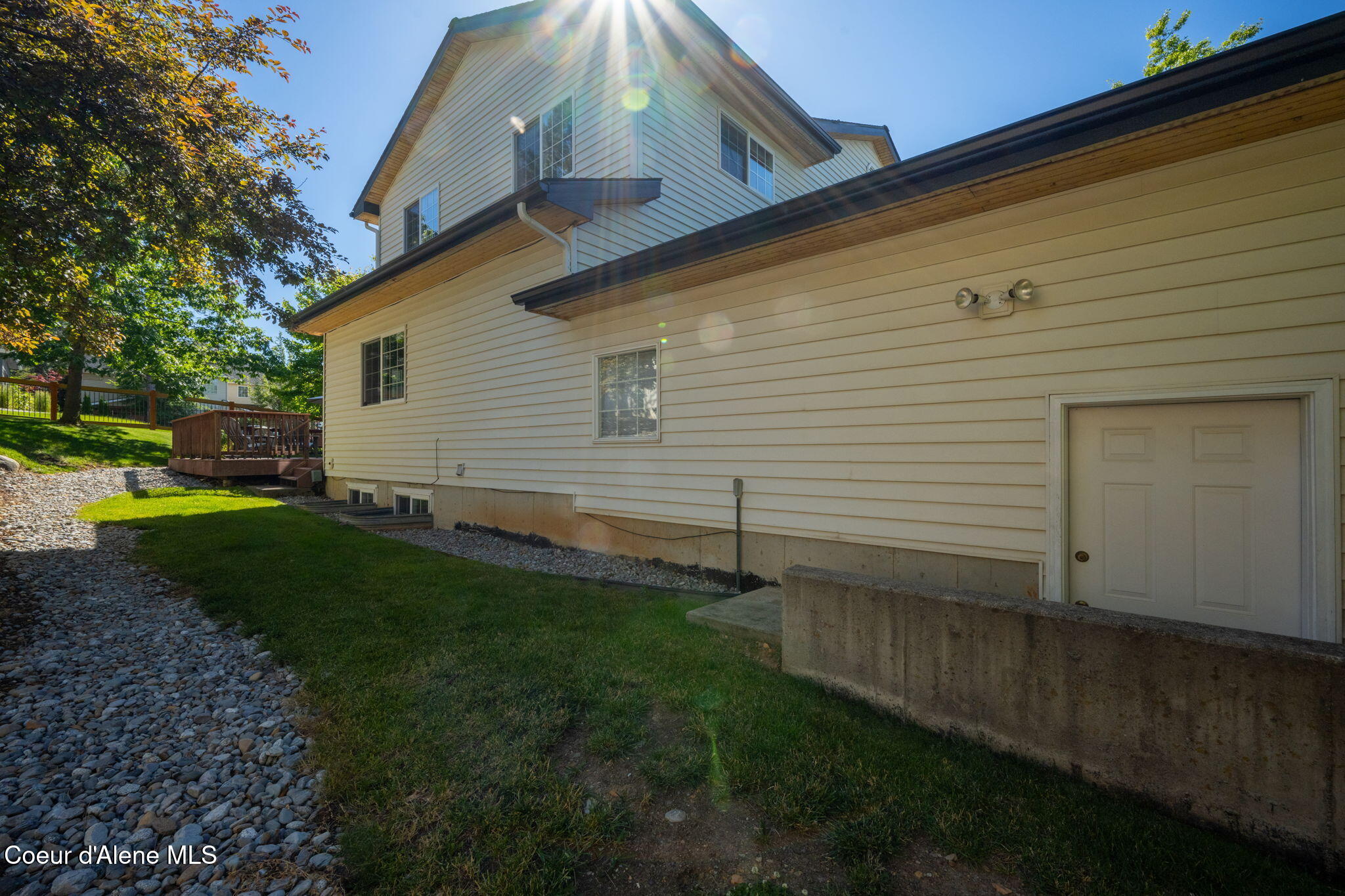 2304 E GRANDVIEW DR, Coeur d'Alene