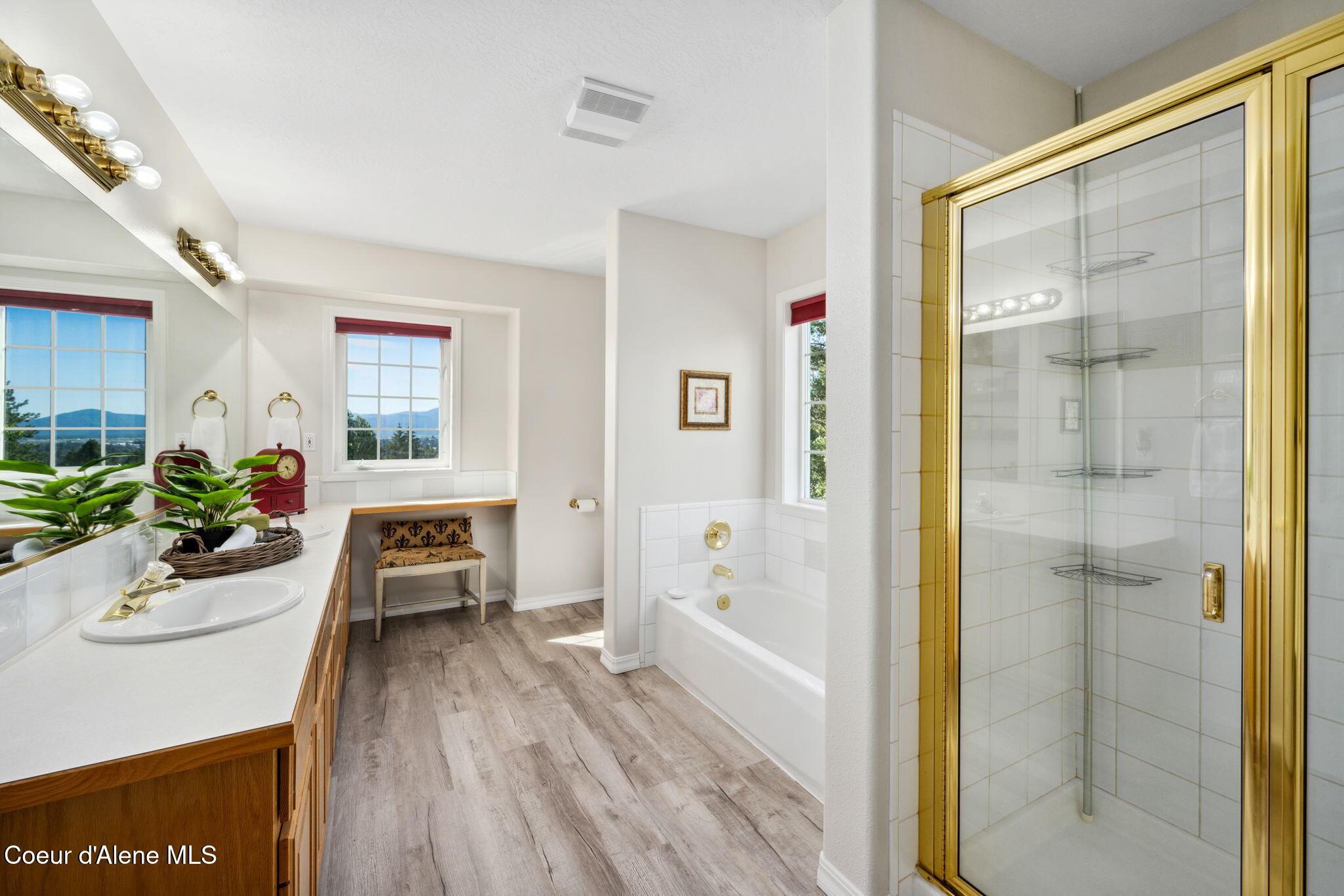2304 E GRANDVIEW DR, Coeur d'Alene