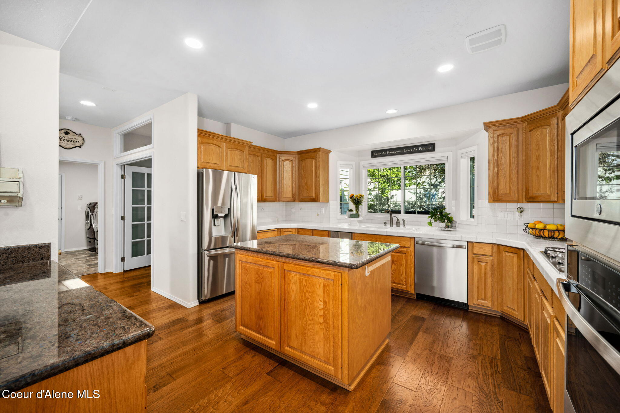 2304 E GRANDVIEW DR, Coeur d'Alene