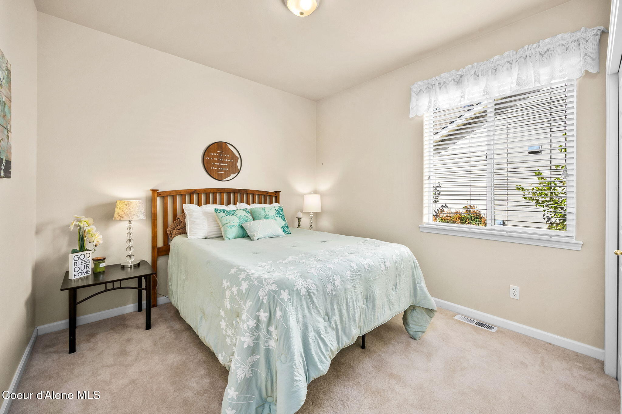 6122 n Harcourt Dr, Coeur d'Alene