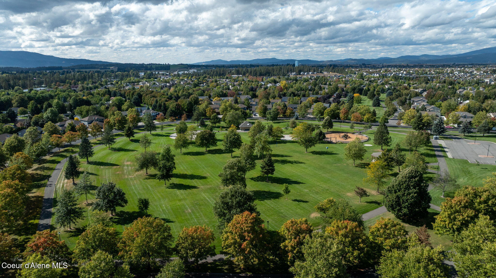 6122 n Harcourt Dr, Coeur d'Alene