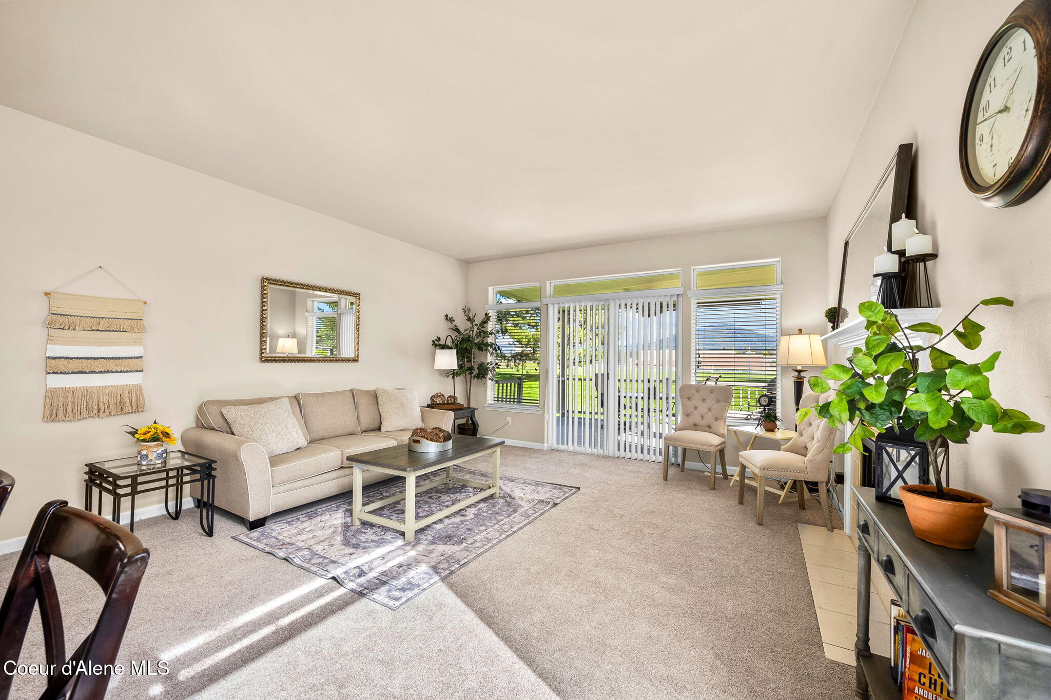 6122 n Harcourt Dr, Coeur d'Alene