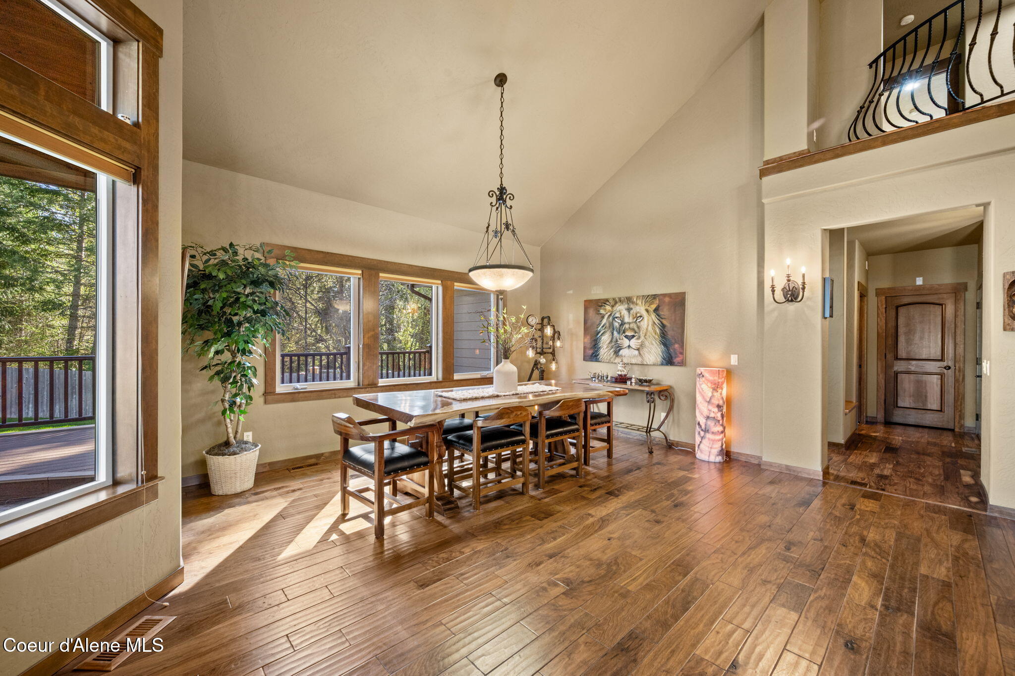 8668 N Stable Trace CT