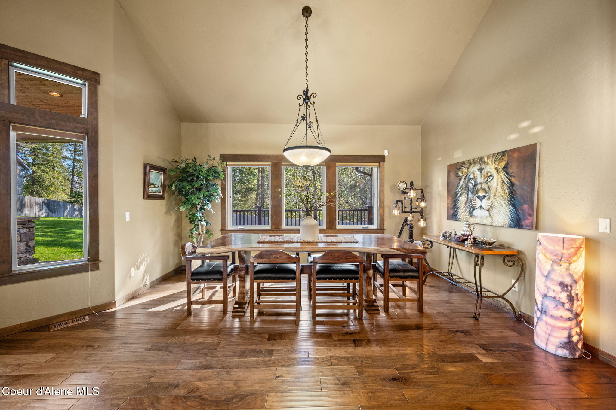 8668 N Stable Trace CT