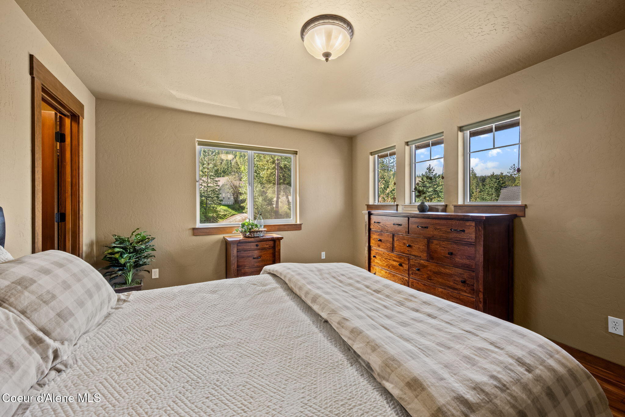 8668 N Stable Trace CT
