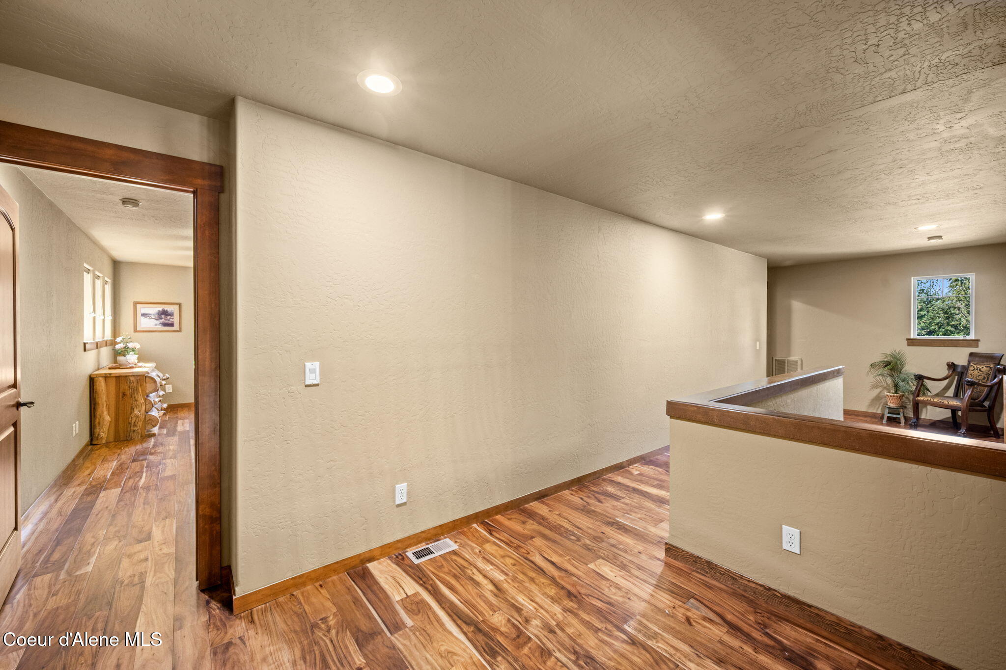8668 N Stable Trace CT