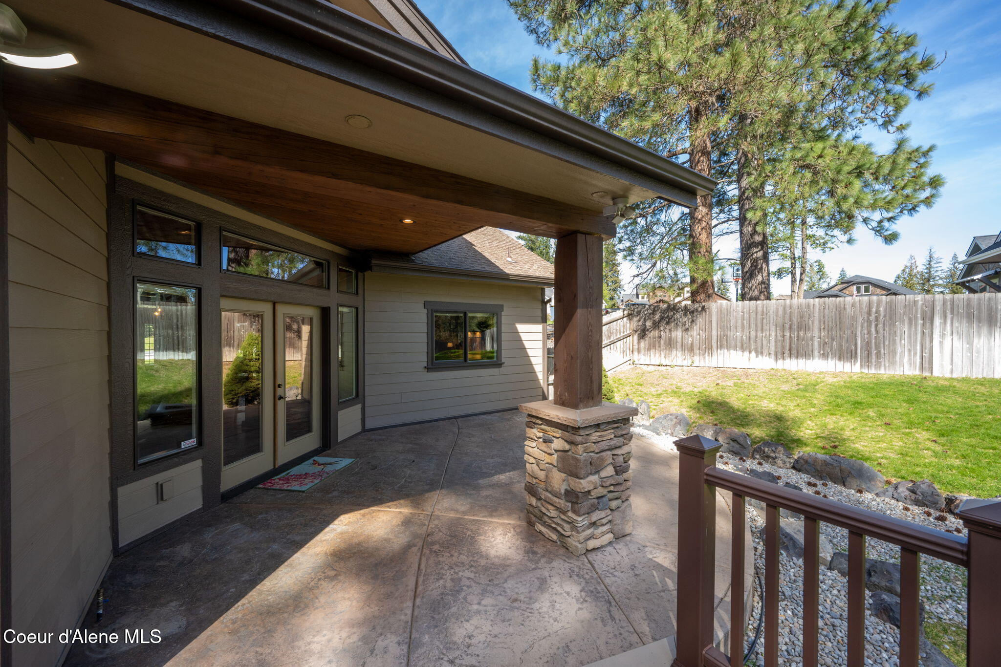8668 N Stable Trace CT