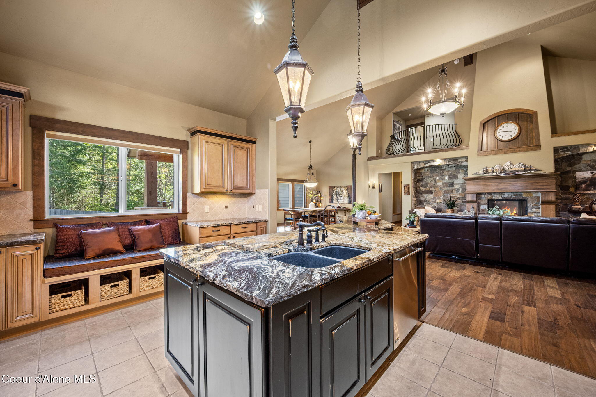 8668 N Stable Trace CT