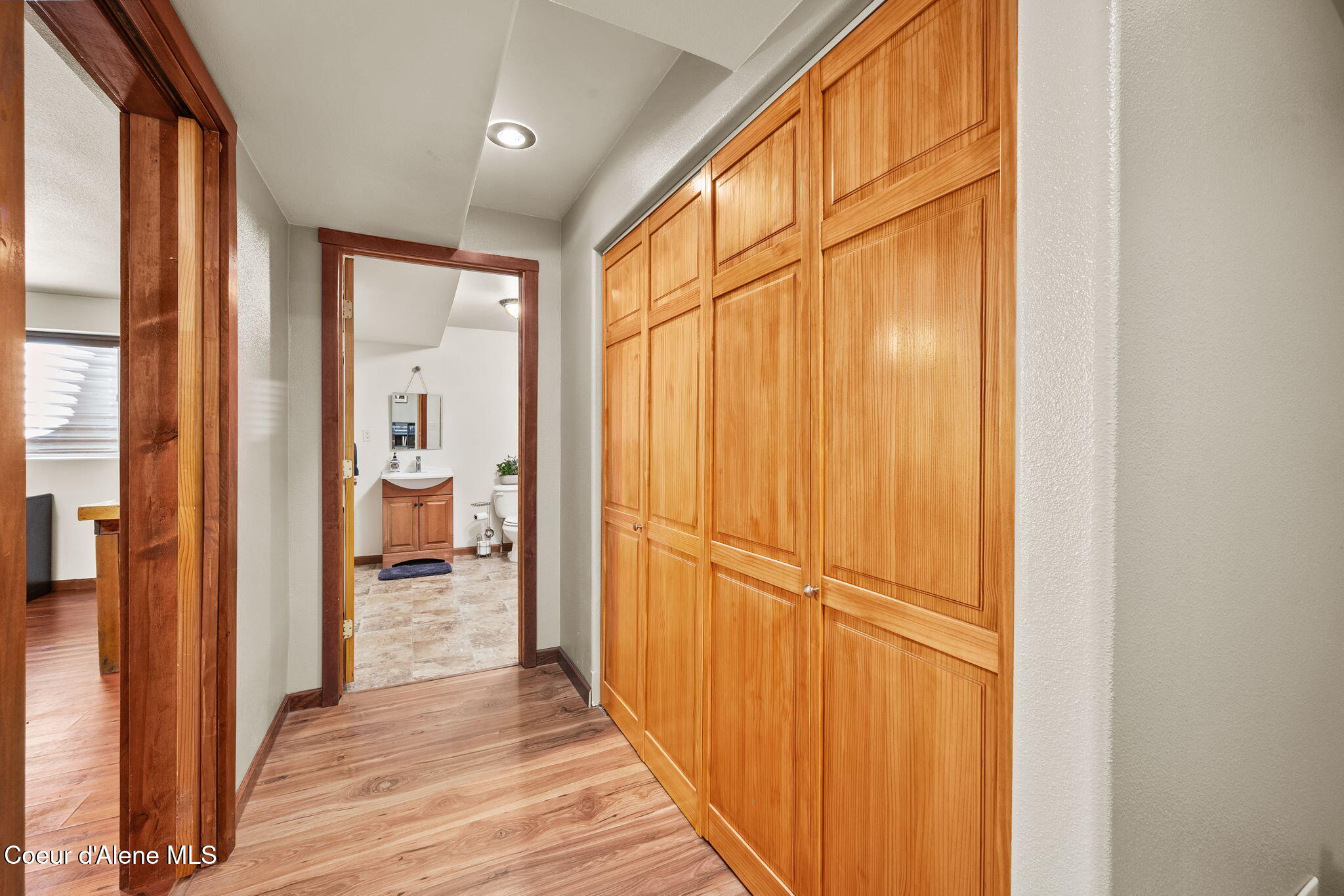 1511 W Tualatin DR