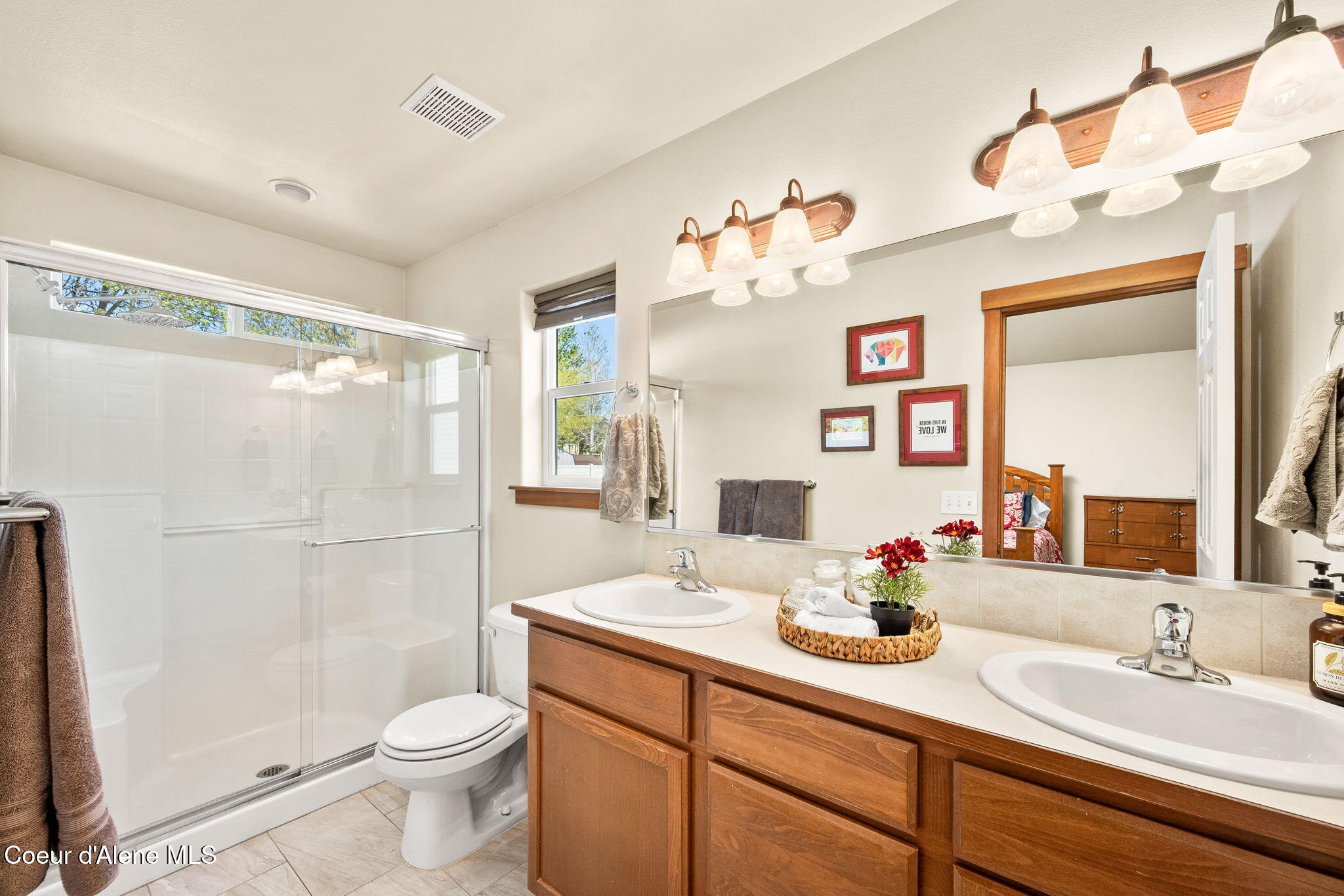 1511 W Tualatin DR