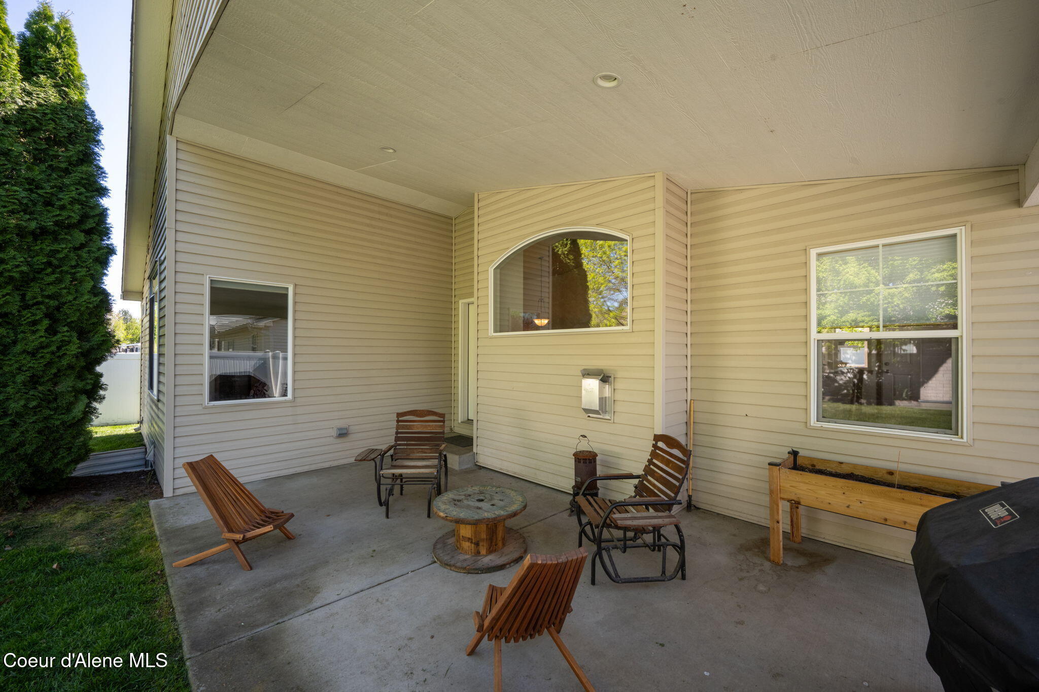 1511 W Tualatin DR