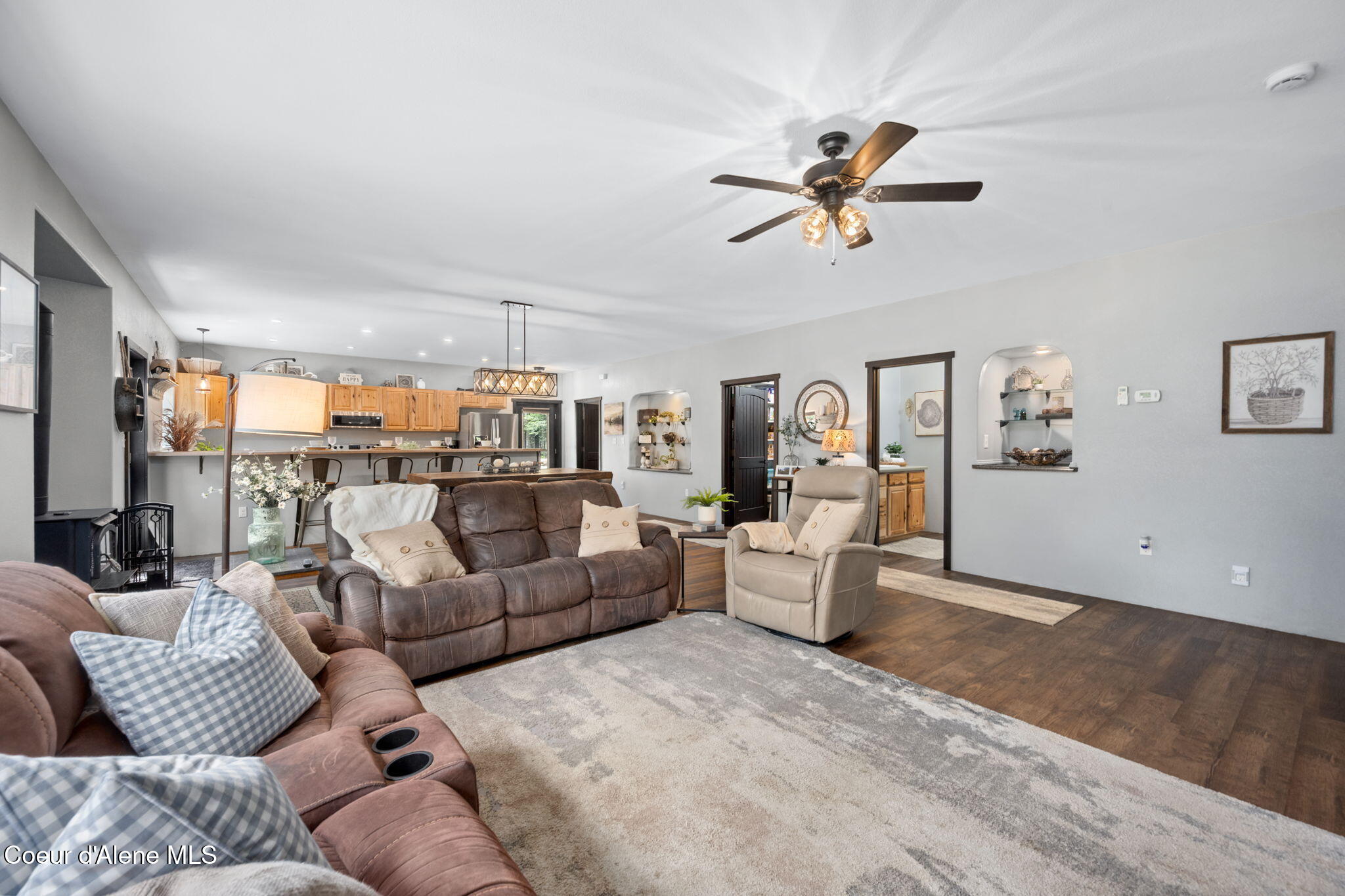 9654 E Highway 54