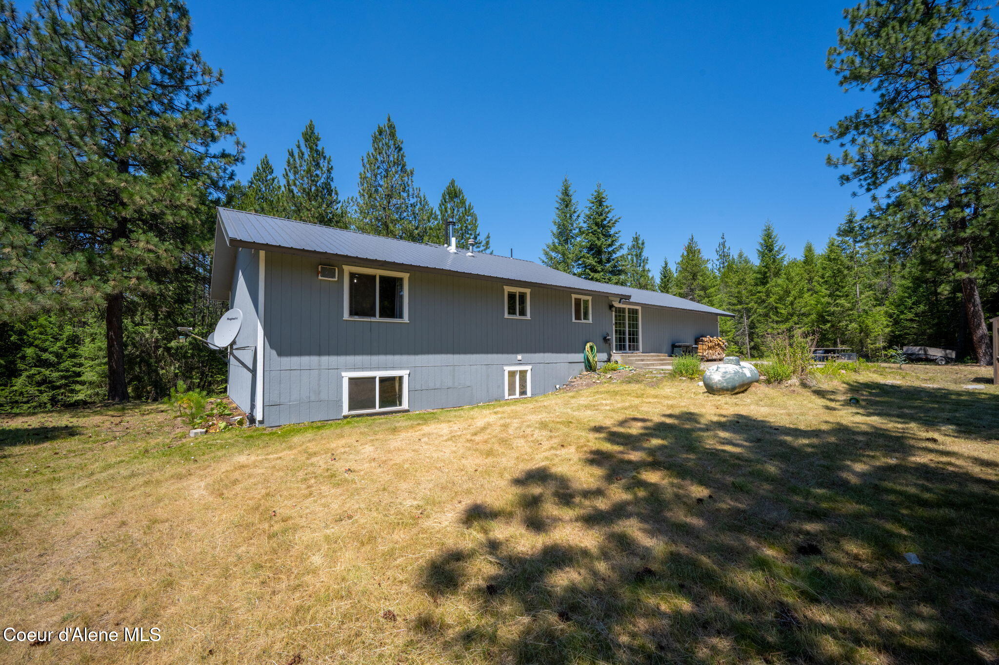 33250 N Tahoe DR