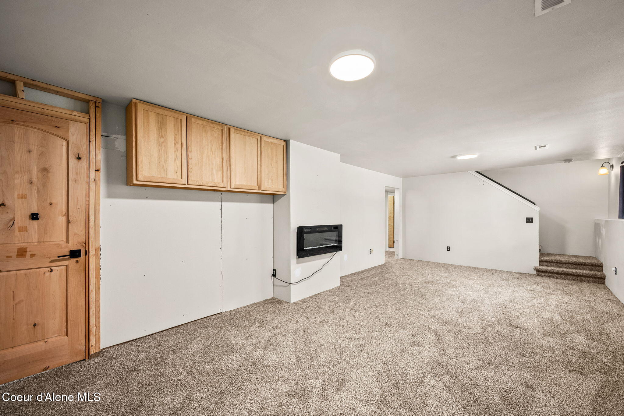 33250 N Tahoe DR