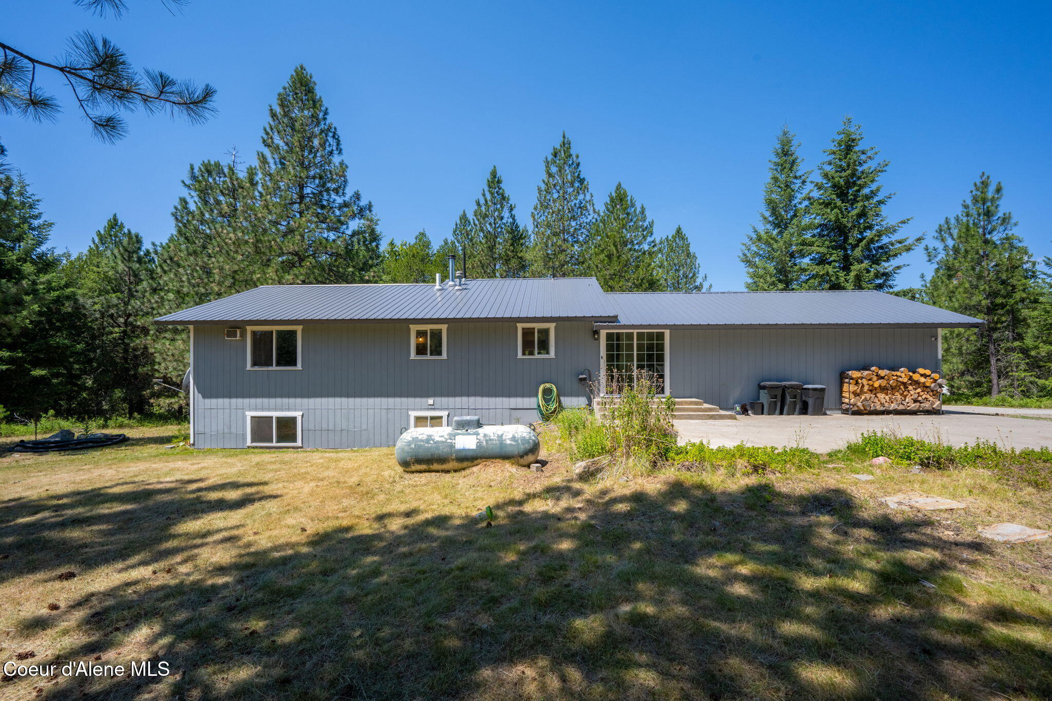 33250 N Tahoe DR