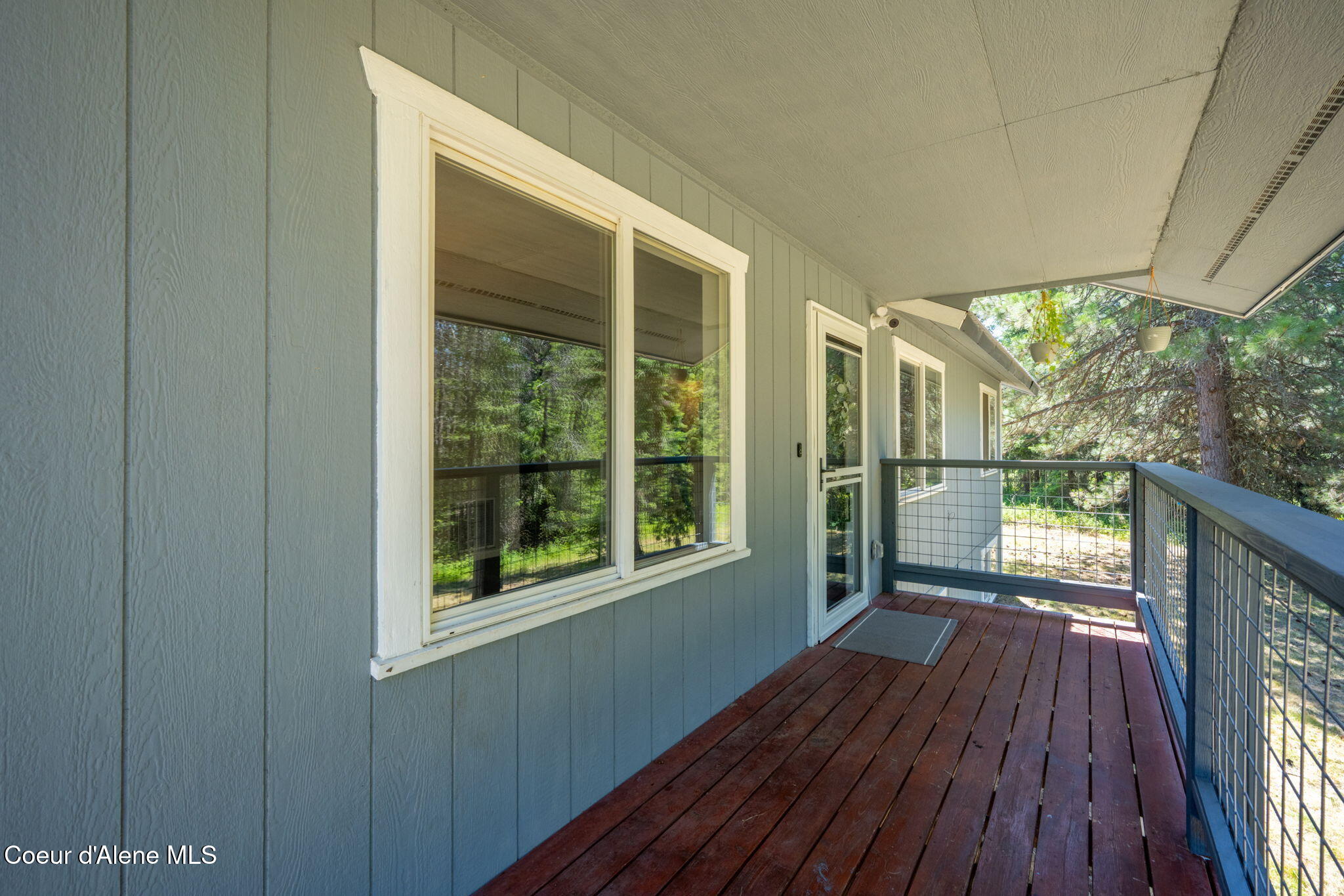 33250 N Tahoe DR