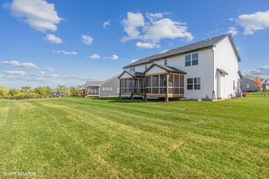 100 Dogwood Ln