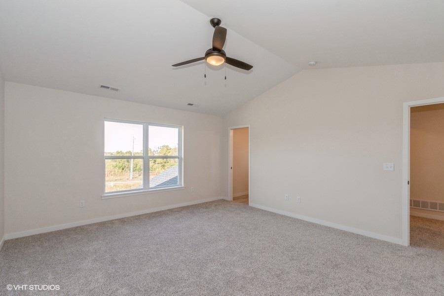 100 Dogwood Ln