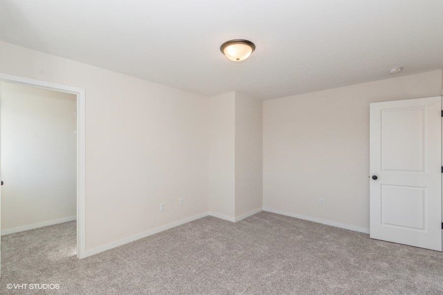 100 Dogwood Ln