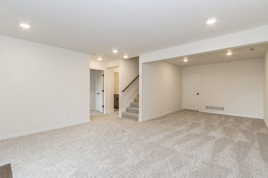 210 Dogwood Ln