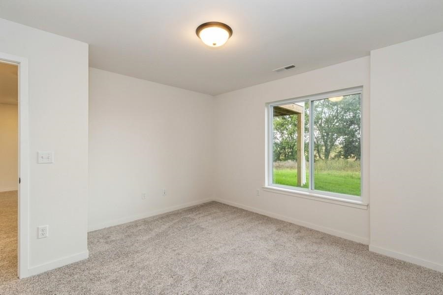 210 Dogwood Ln
