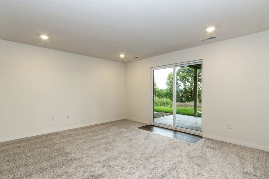 210 Dogwood Ln