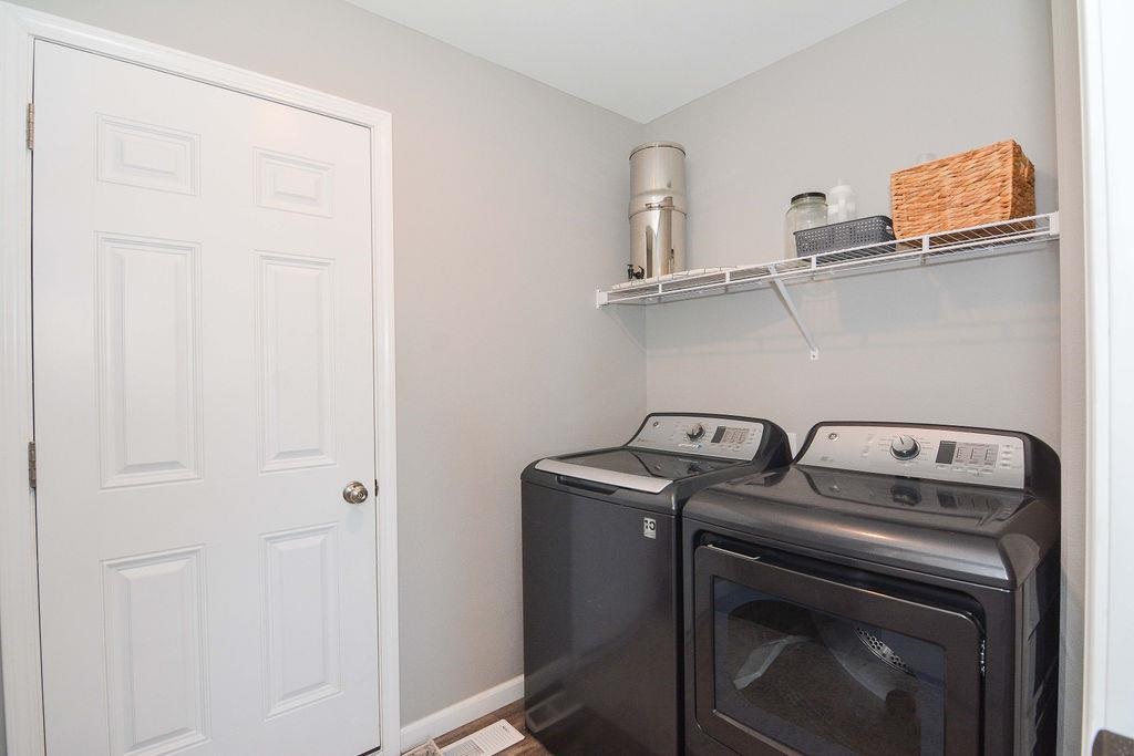 700 Pace Ct