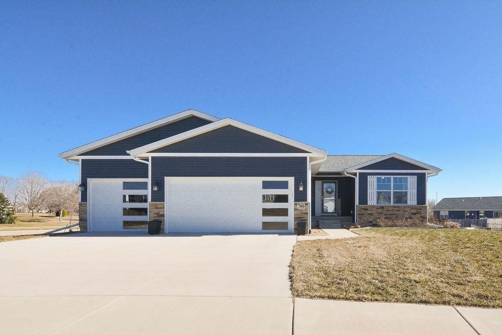 700 Pace Ct