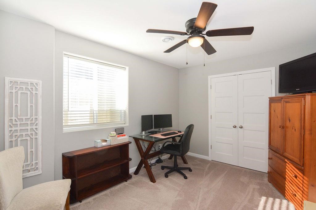 700 Pace Ct