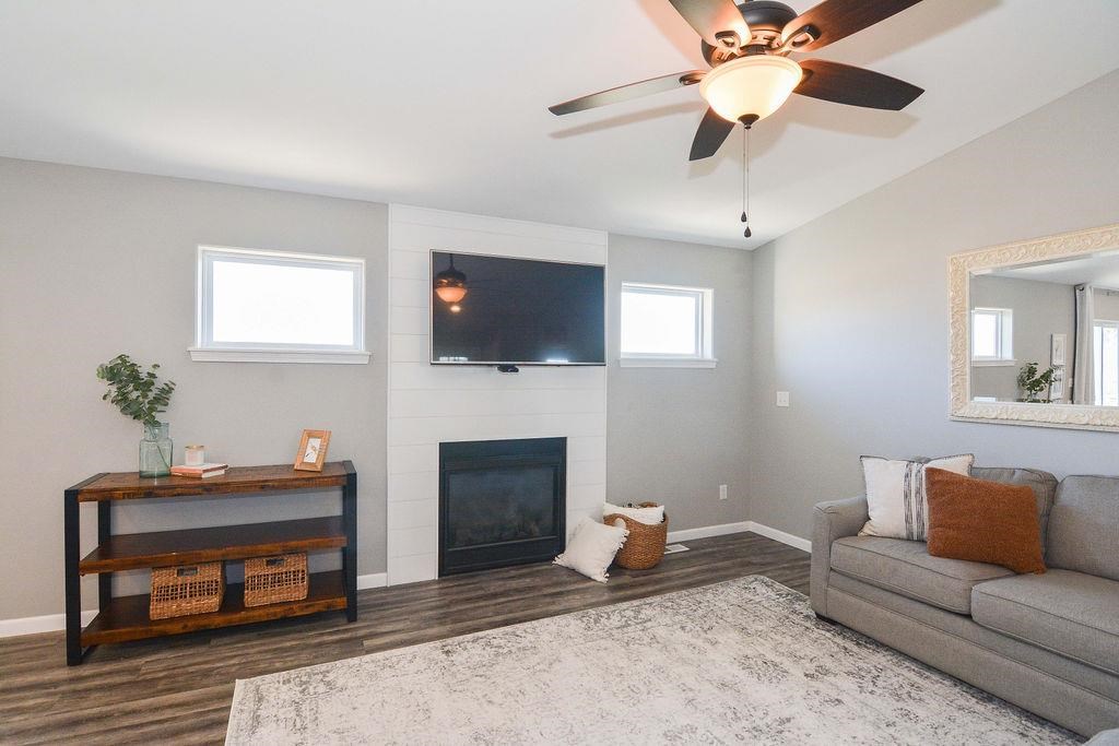 700 Pace Ct