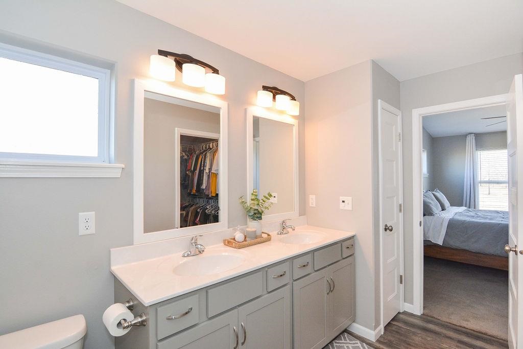 700 Pace Ct