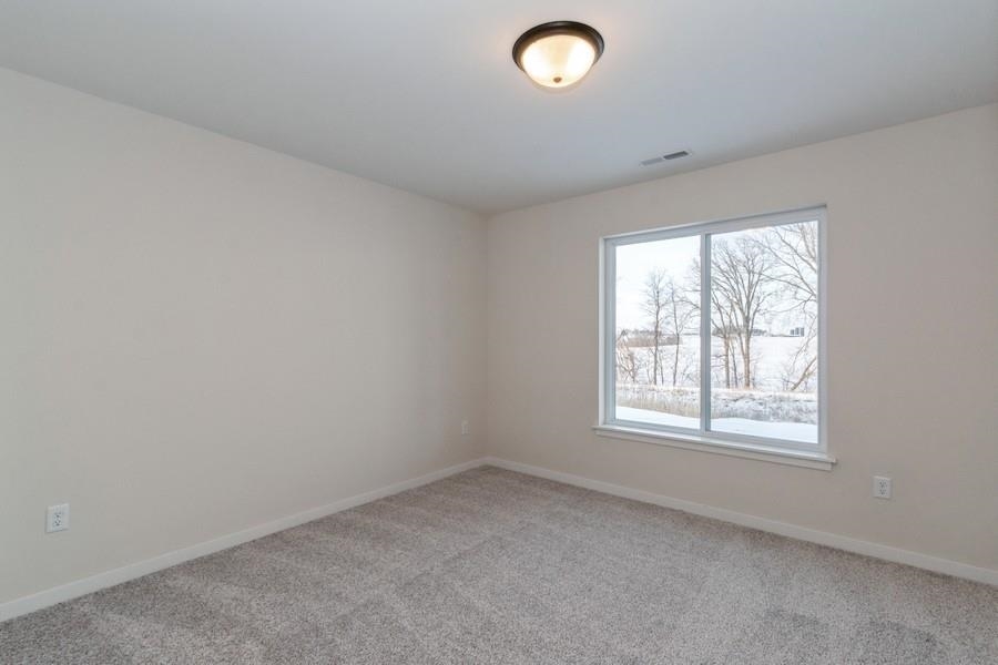 208 Dogwood Ln