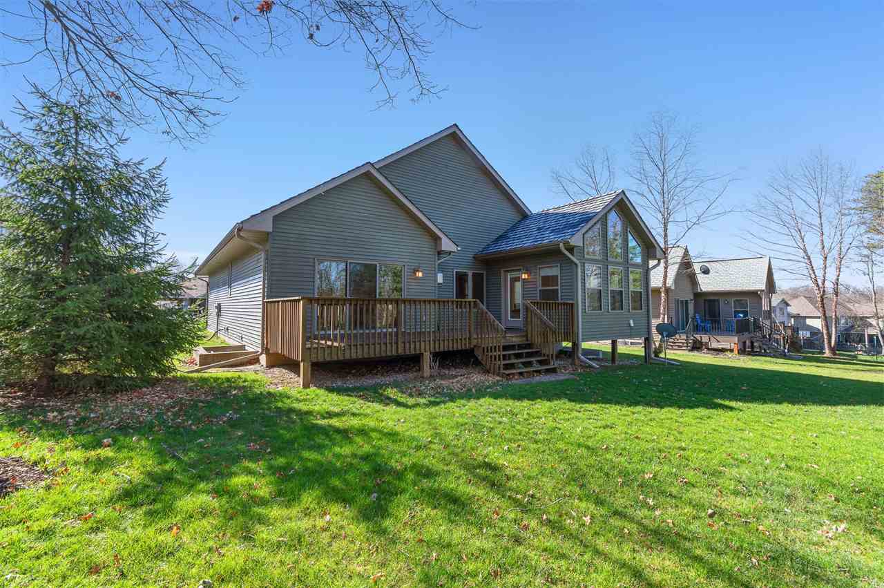 2045 Dempster Dr