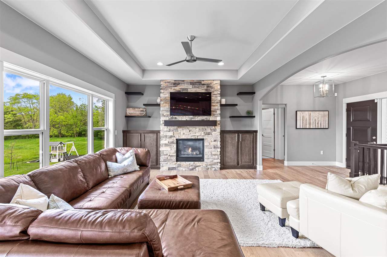 845 Grouse Ln