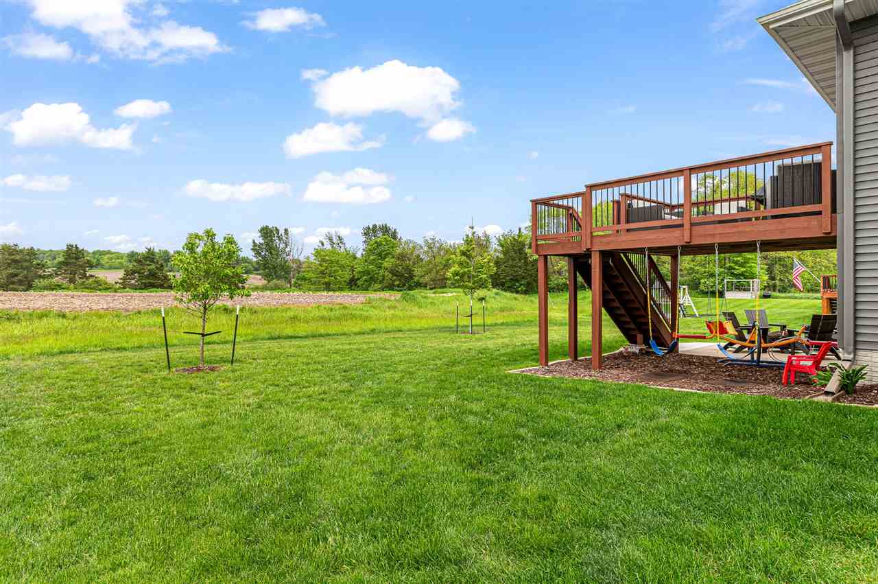 845 Grouse Ln