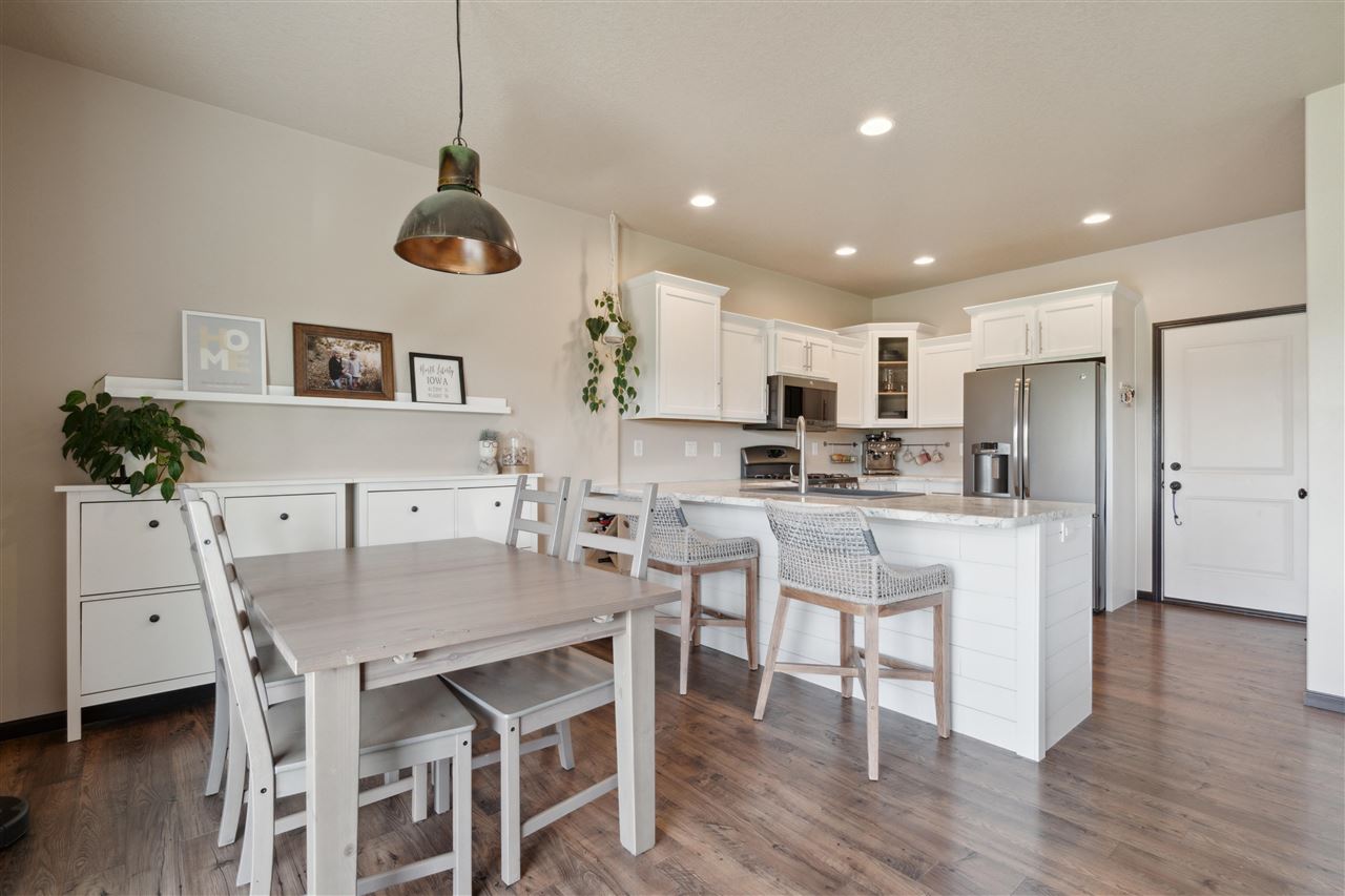 20 Ash Ct