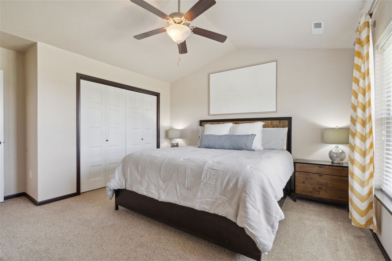 20 Ash Ct