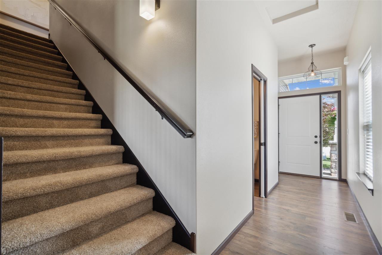 20 Ash Ct