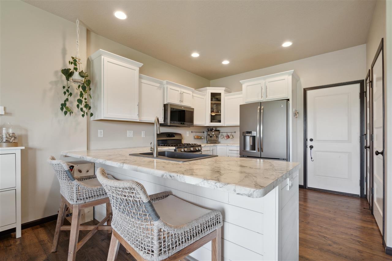 20 Ash Ct
