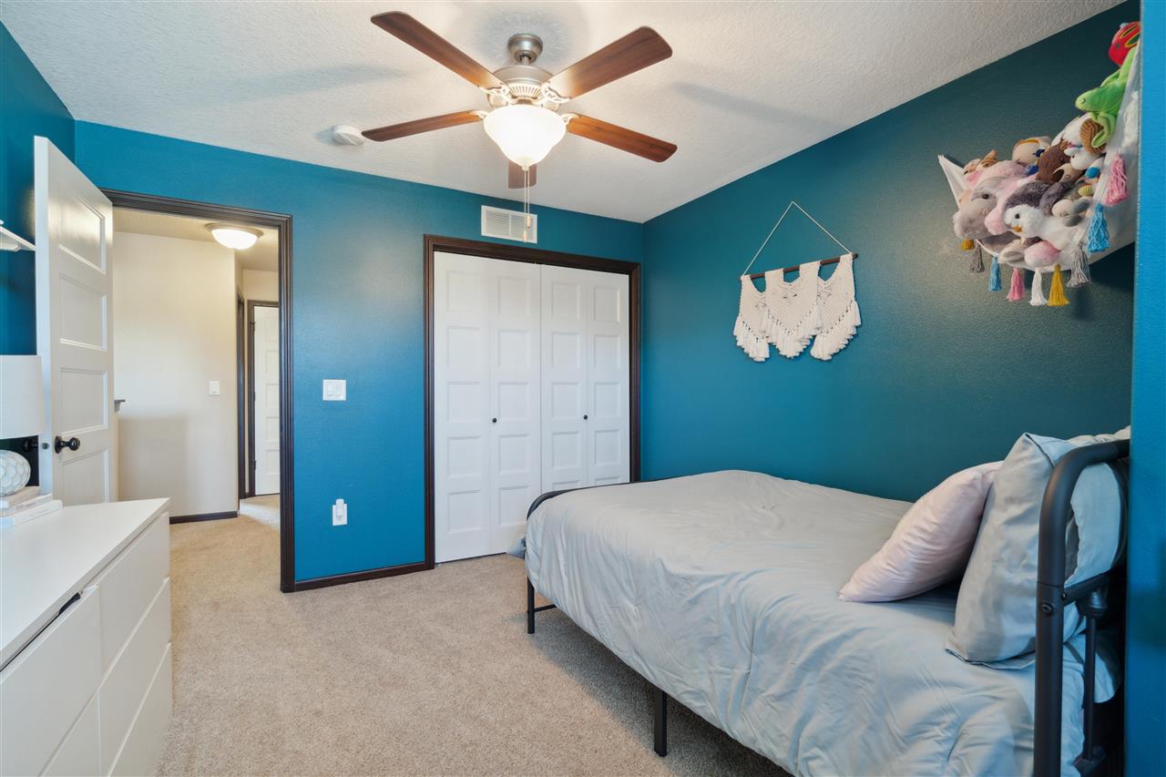 20 Ash Ct