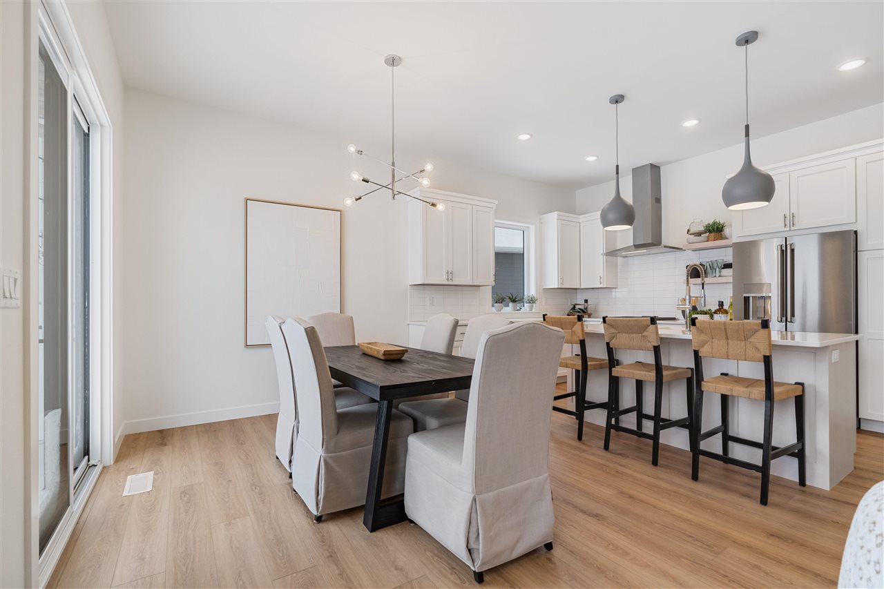 918 Long Dr