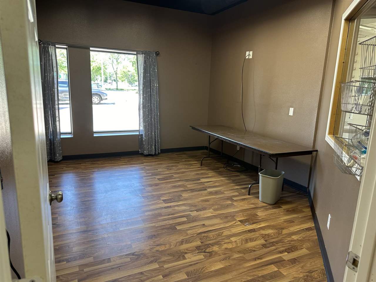 119 2nd St Unit: 300