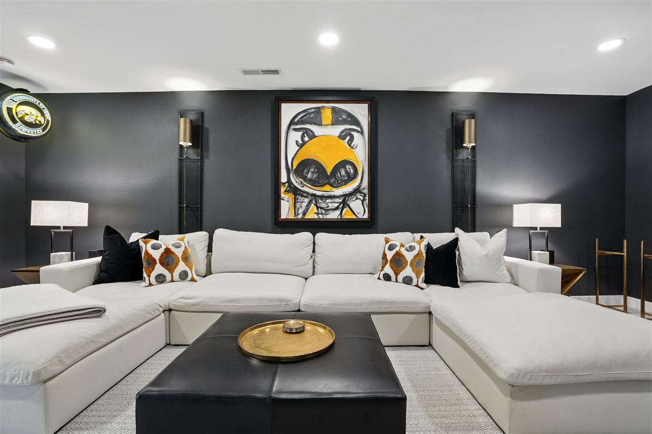 1035 Mesquite Dr