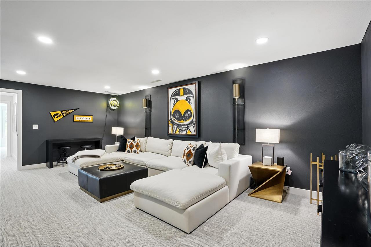 1035 Mesquite Dr