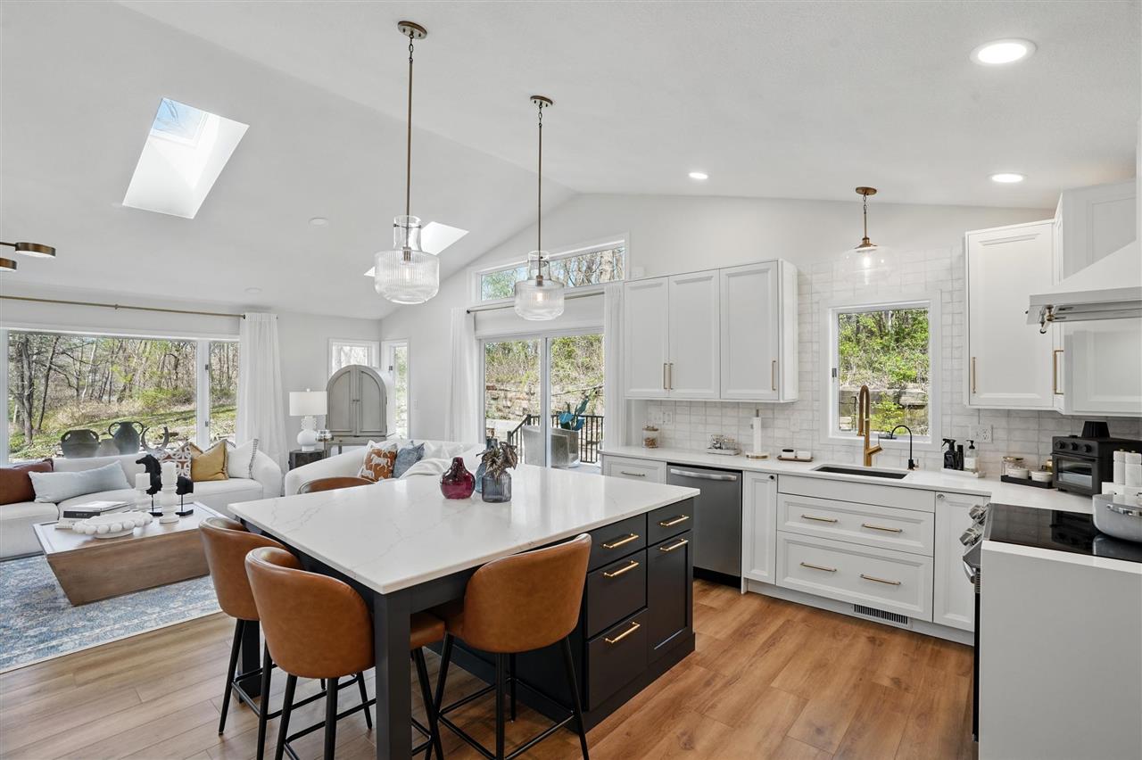 1035 Mesquite Dr