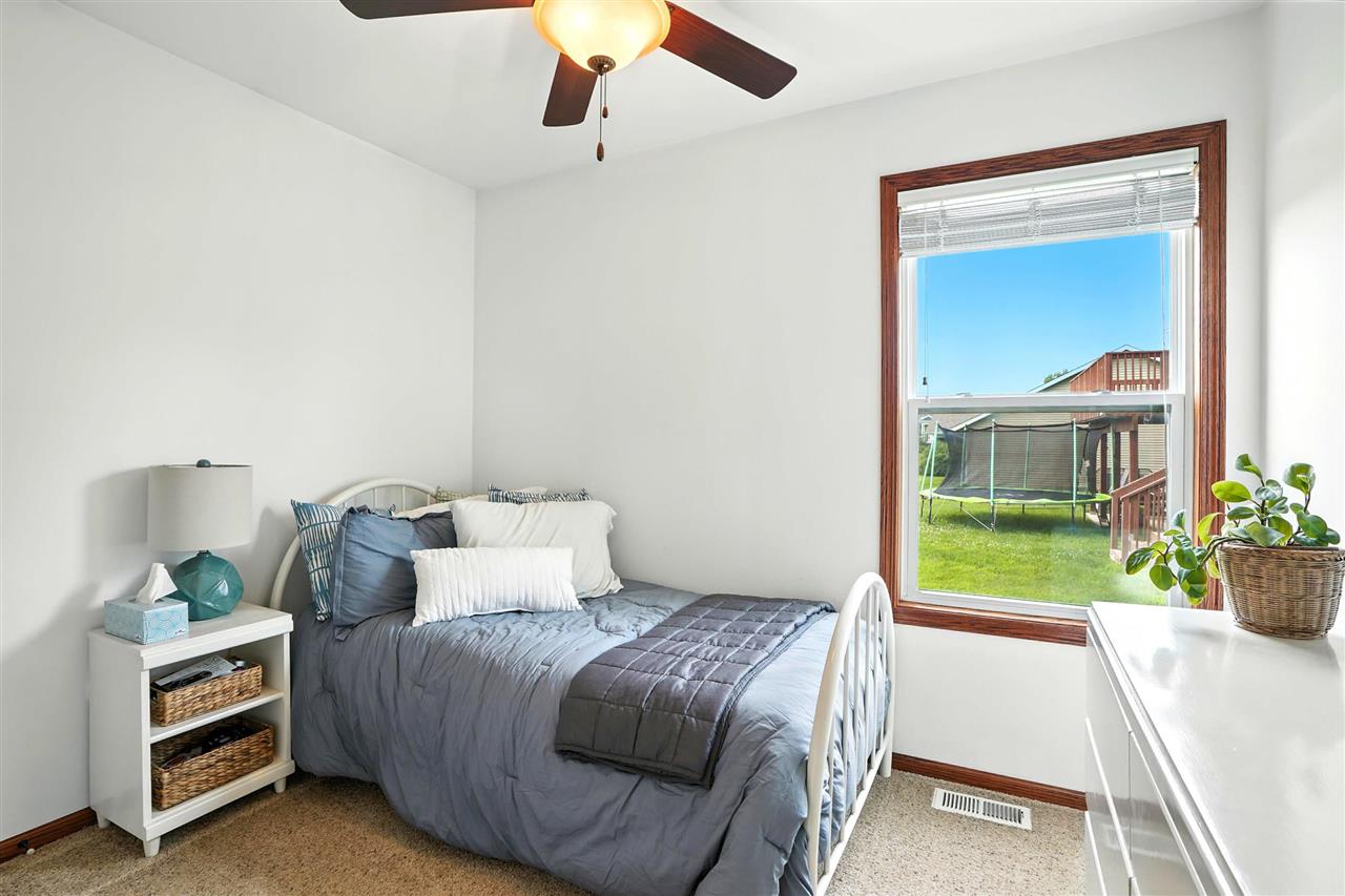 35 Thistle Ct