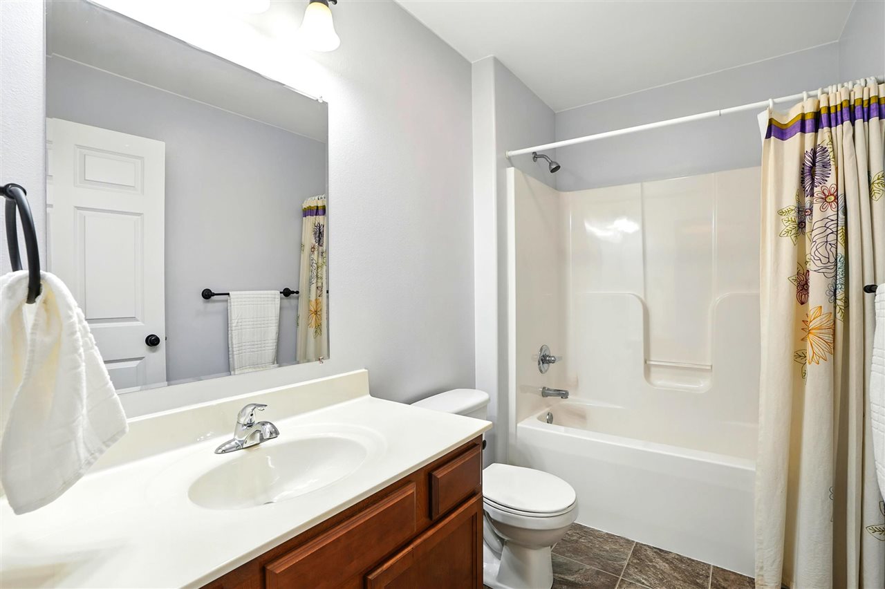 35 Thistle Ct